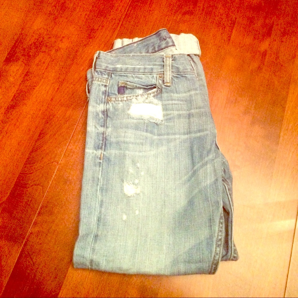 Banana Republic Women’s Jean Capri size 25p.